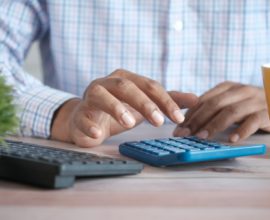 Calculatrice au bureau